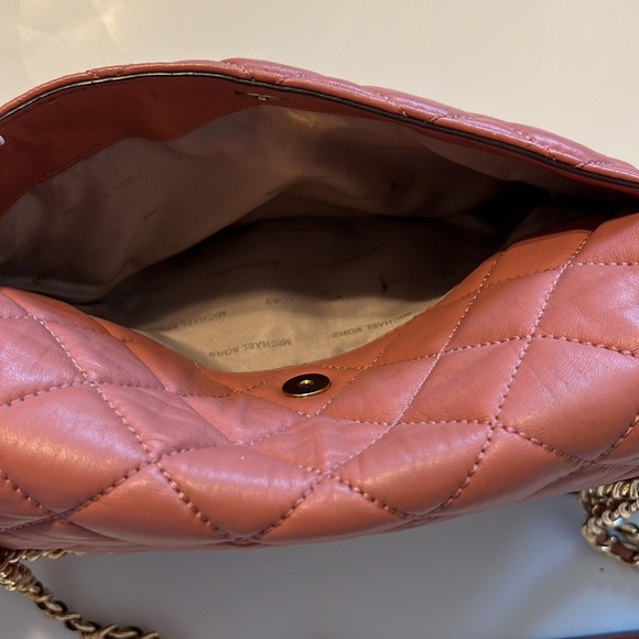 Michael Kors Sloan Quilted Mauve Bag - Picture 12 of 15